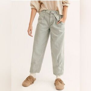 NWT FREE PEOPLE Paloma High-Rise Slouchy Jeans Mint Size 29